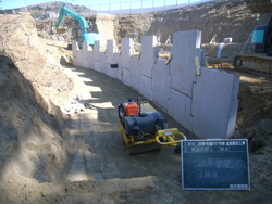 28単・市道B117号線道路復旧工事　平成29年6月竣工　発注者：石岡市 施工中