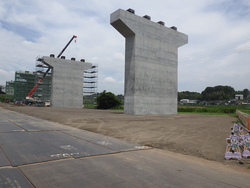 国補地道 橋梁下部工事（仮称 正上内跨線橋）その３ 平成30年8月竣工　発注者：茨城県道路建設課 竣工1